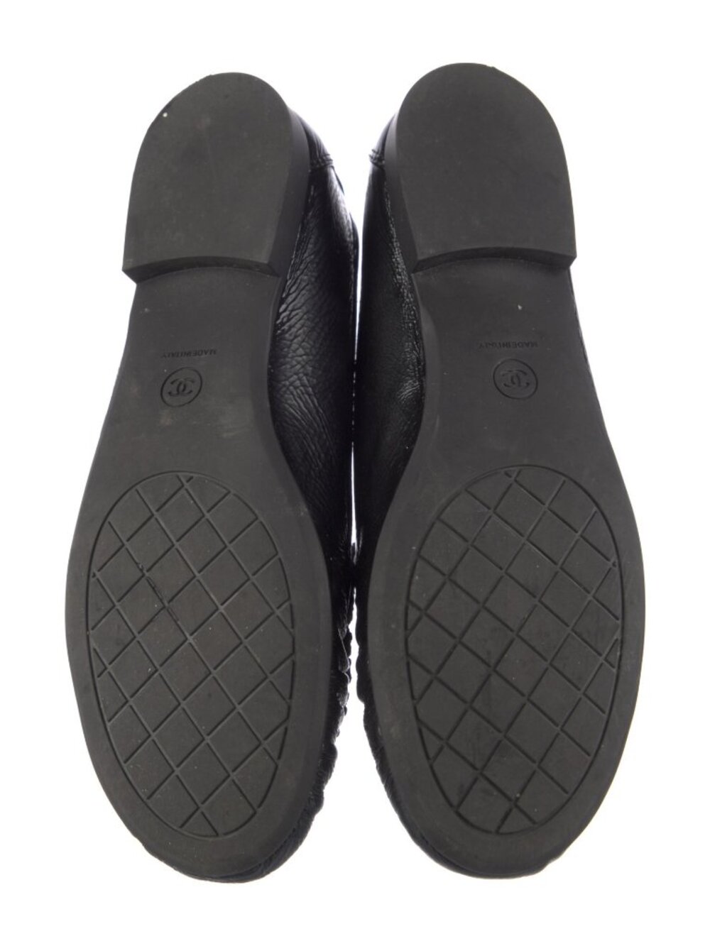 Chanel CC Logo Black Patent Leather Loafers - Picture 5 of 5